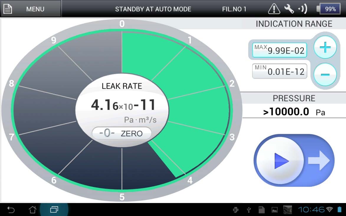 ULVAC HELIOT 900 tablet controller standby — circular analogue gauge with digital leak rate readout and START button